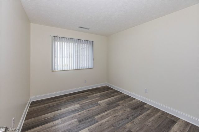 2033 Carlile Drive, Uniontown, OH 44685