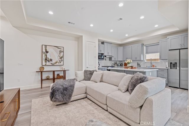 305 N Mountain View Street, Santa Ana, CA 92703