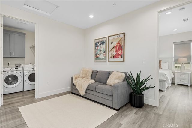 305 N Mountain View Street, Santa Ana, CA 92703