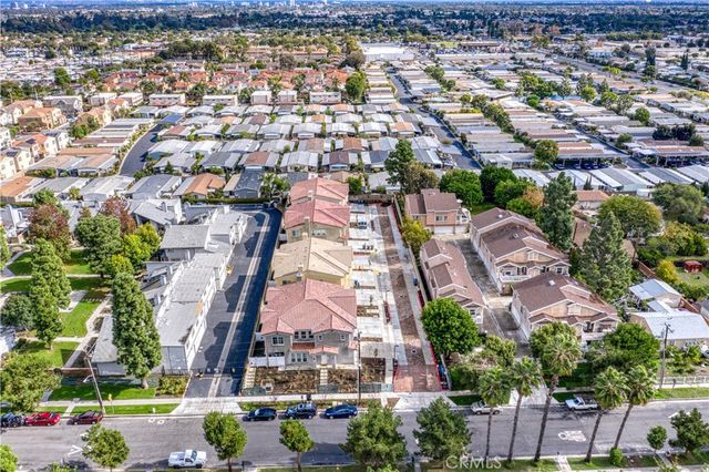 305 N Mountain View Street, Santa Ana, CA 92703