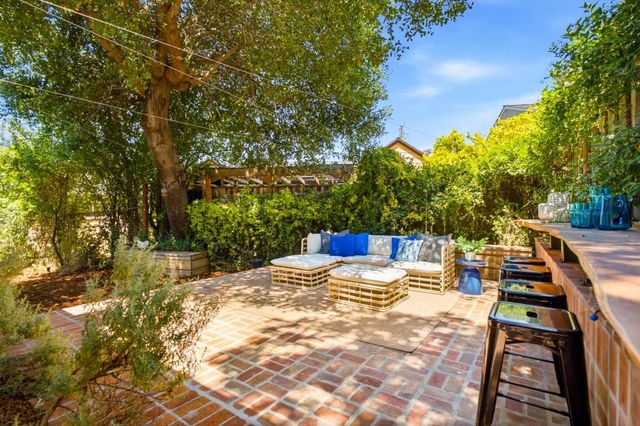 9858 Golf Links Road, Oakland, CA 94605