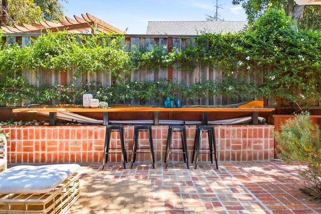 9858 Golf Links Road, Oakland, CA 94605