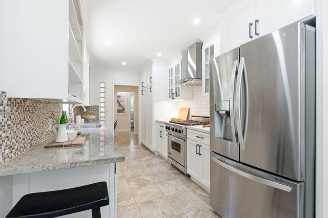 9858 Golf Links Road, Oakland, CA 94605