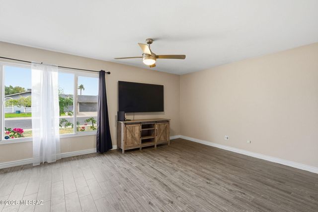 4526 S Terrace Road, Tempe, AZ 85282