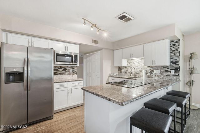 4526 S Terrace Road, Tempe, AZ 85282