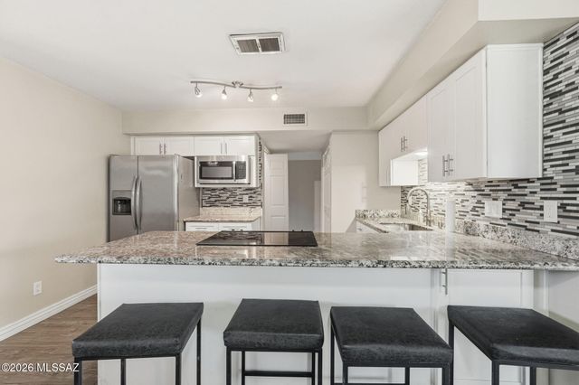 4526 S Terrace Road, Tempe, AZ 85282