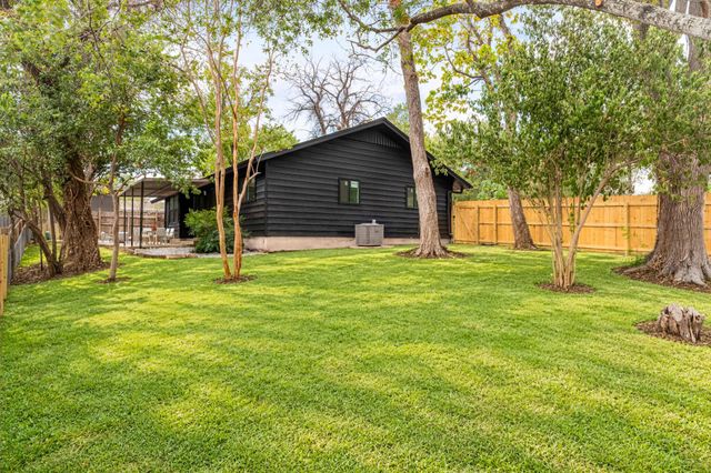 5210 Emerald Meadow DR, Austin, TX 78745