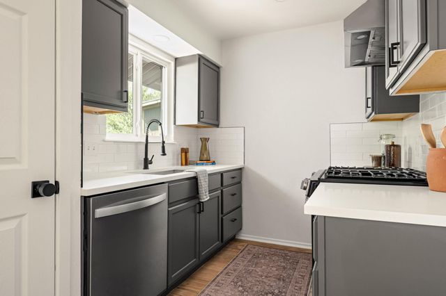 5210 Emerald Meadow DR, Austin, TX 78745