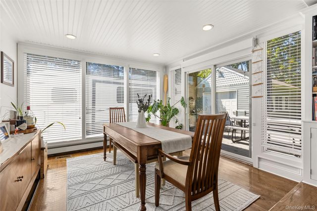 124 Smith Avenue, Islip, NY 11751