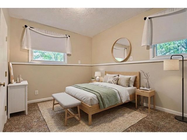 3260 Snelling Avenue N, Arden Hills, MN 55112