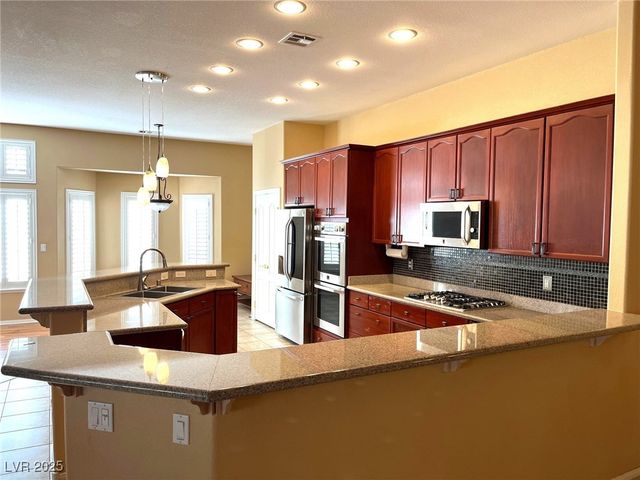 5520 Kings Row Court, Las Vegas, NV 89148