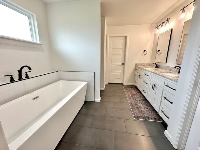 7107 E 138th Street N, Collinsville, OK 74021