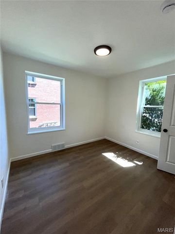 3911 Jamieson Avenue, St Louis, MO 63109