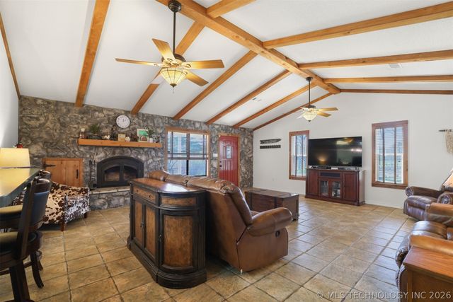 4147 Crooked Bridge Road, Boswell, OK 74727