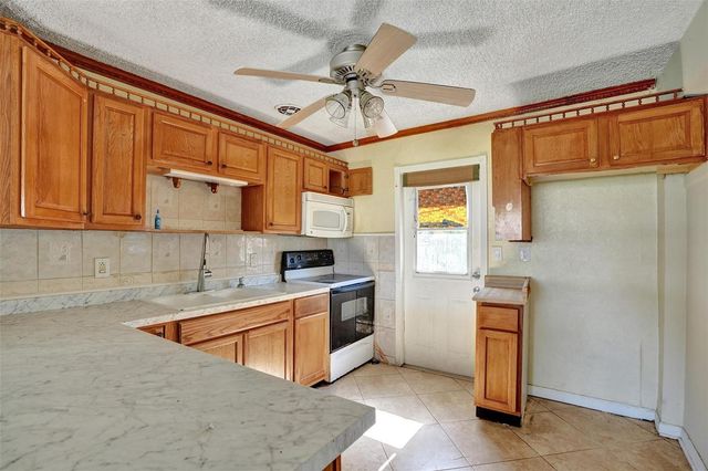 1560 NE 31st Court, Pompano Beach, FL 33064