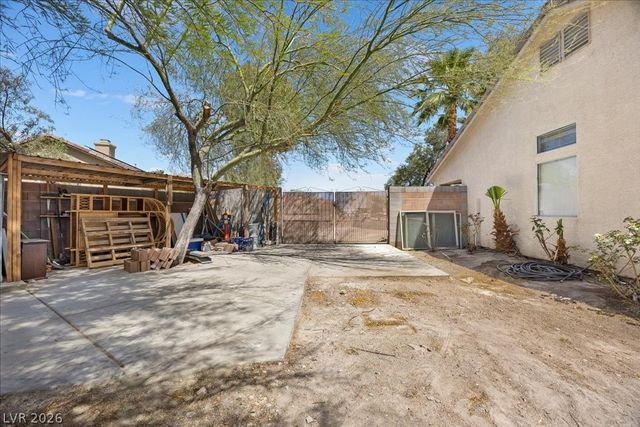 2821 Porcupine Flat Street, Las Vegas, NV 89108