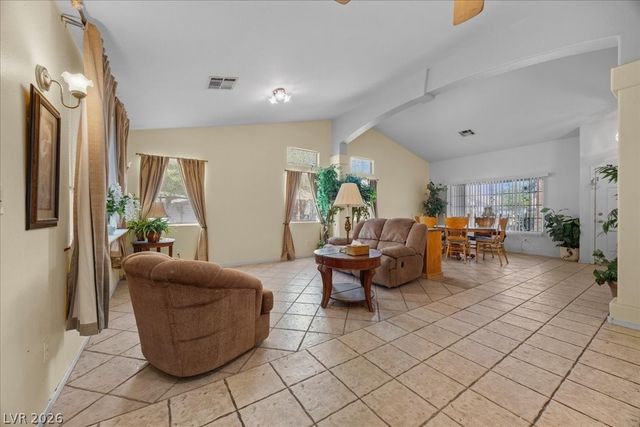 2821 Porcupine Flat Street, Las Vegas, NV 89108