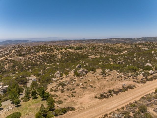 41173 Rocky Valley Way, Aguanga, CA 92536