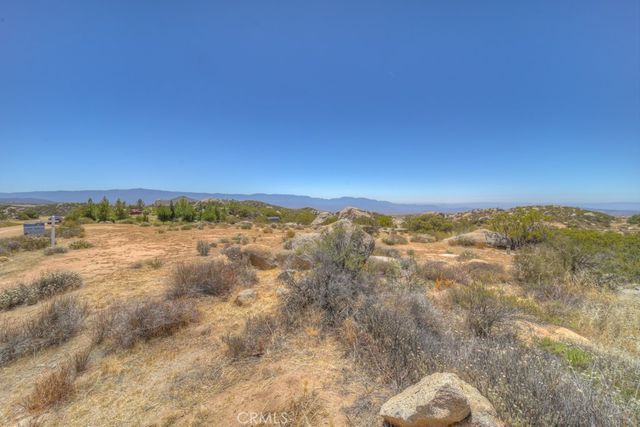 41173 Rocky Valley Way, Aguanga, CA 92536