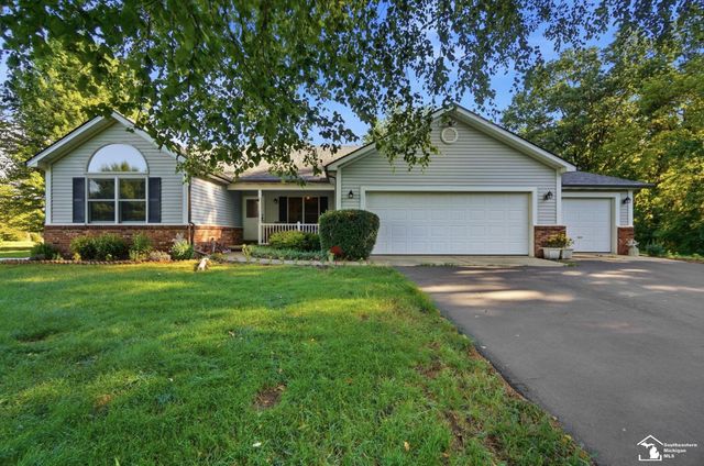 4358 Rauch Road, Petersburg, MI 49270