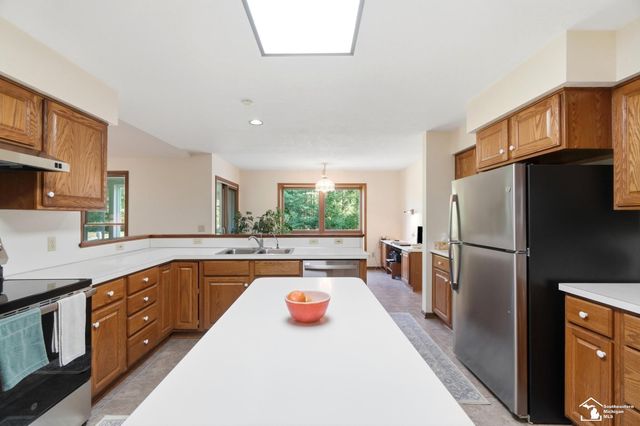 4358 Rauch Road, Petersburg, MI 49270