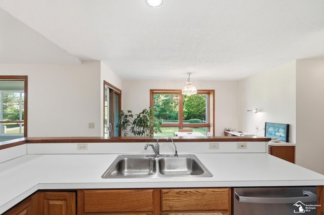 4358 Rauch Road, Petersburg, MI 49270