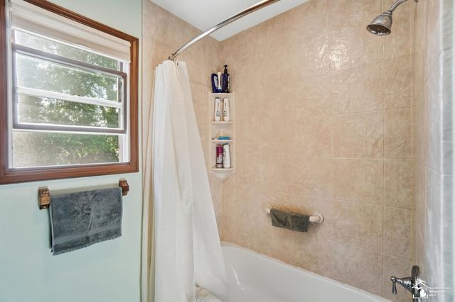 4358 Rauch Road, Petersburg, MI 49270