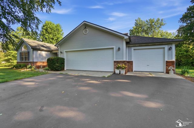 4358 Rauch Road, Petersburg, MI 49270