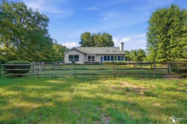 4358 Rauch Road, Petersburg, MI 49270