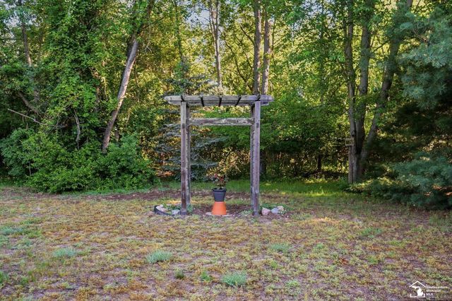 4358 Rauch Road, Petersburg, MI 49270