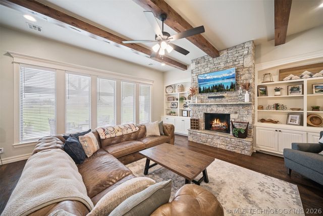 6904 E 89th Street North, Owasso, OK 74055