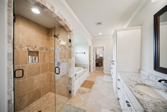 6904 E 89th Street North, Owasso, OK 74055
