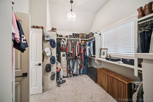 6904 E 89th Street North, Owasso, OK 74055