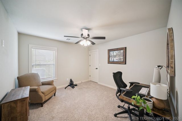 6904 E 89th Street North, Owasso, OK 74055
