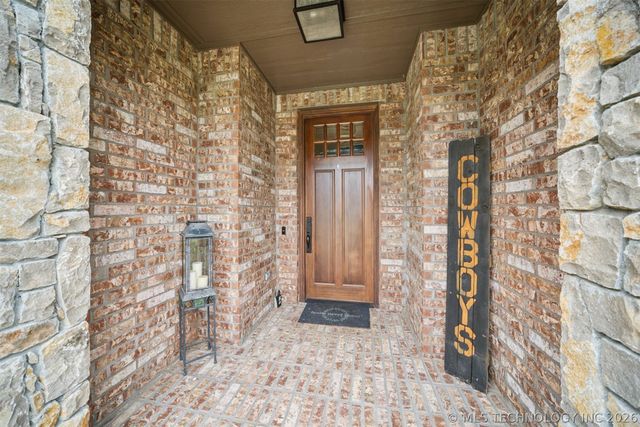 6904 E 89th Street North, Owasso, OK 74055