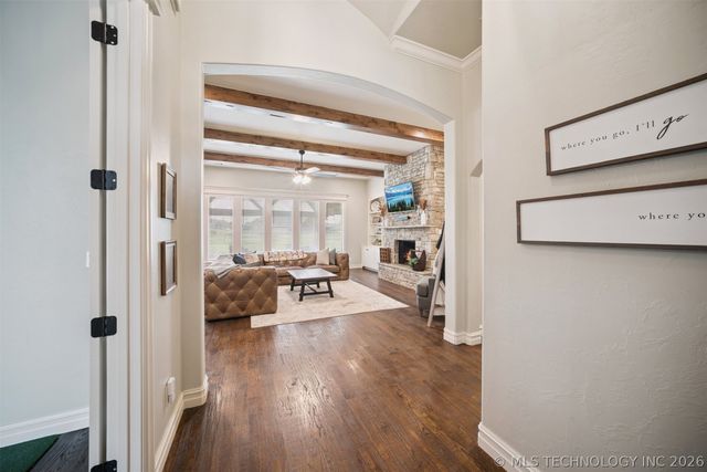 6904 E 89th Street North, Owasso, OK 74055