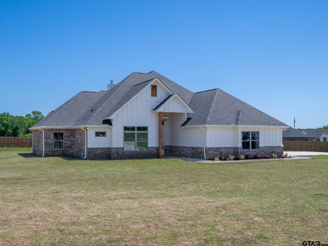 21821 Country Meadows, Bullard, TX 75757