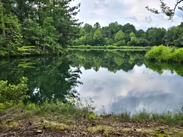 1545 Cumberland Road, Farmville, VA 23901