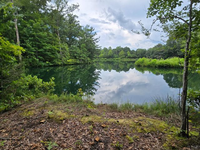 1545 Cumberland Road, Farmville, VA 23901