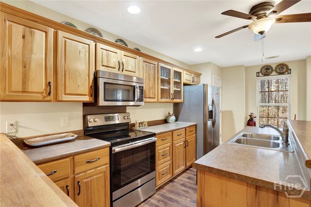 88 Selina Drive, Richmond Hill, GA 31324