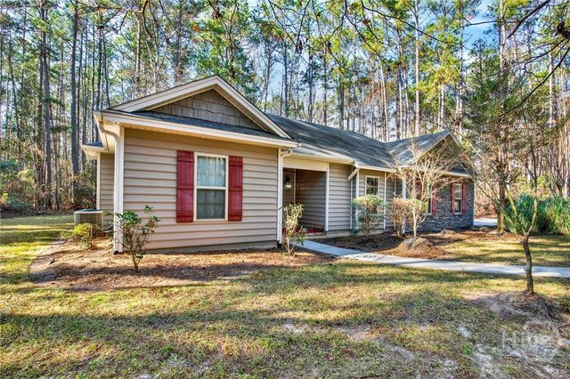 88 Selina Drive, Richmond Hill, GA 31324