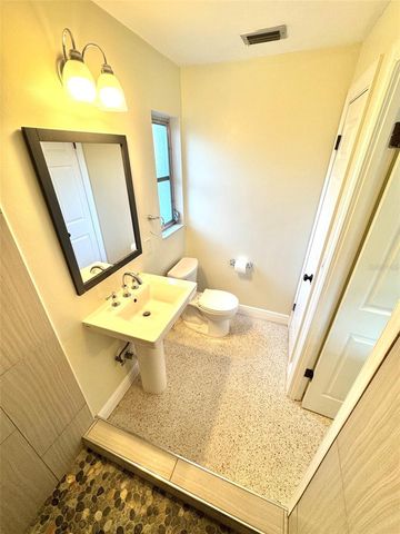 1878 MURRAY AVENUE, Clearwater, FL 33755
