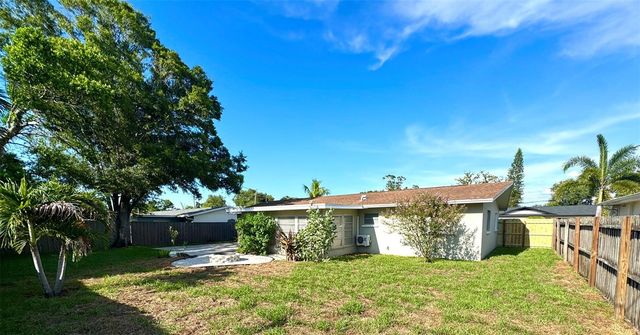 1878 MURRAY AVENUE, Clearwater, FL 33755