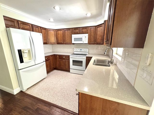 1878 MURRAY AVENUE, Clearwater, FL 33755