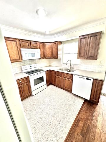 1878 MURRAY AVENUE, Clearwater, FL 33755