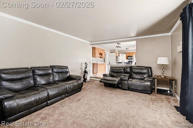 16025 Wrotham Court, Clinton Township, MI 48038