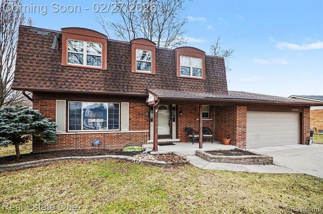 16025 Wrotham Court, Clinton Township, MI 48038