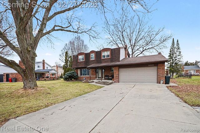 16025 Wrotham Court, Clinton Township, MI 48038