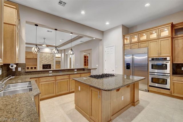 212 Villa Borghese Street, Las Vegas, NV 89138