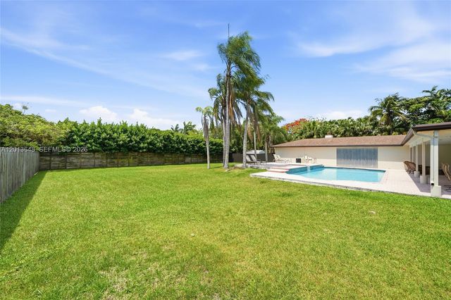 15130 SW 164th Ter, Miami, FL 33187